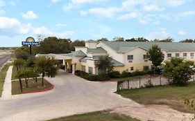Days Inn By Wyndham San Antonio At Palo Alto